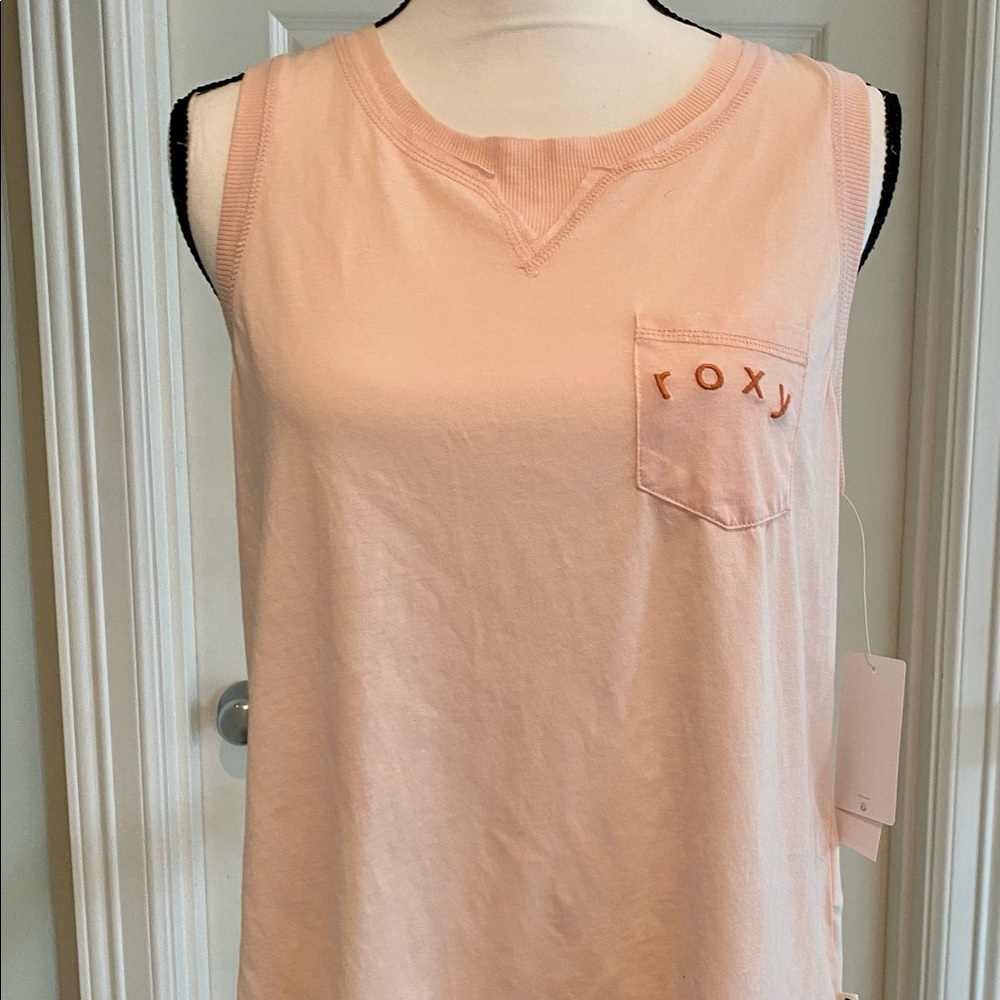 NWT ROXY muscle tank, Pink size Large. Distressed edge. Relaxed fit